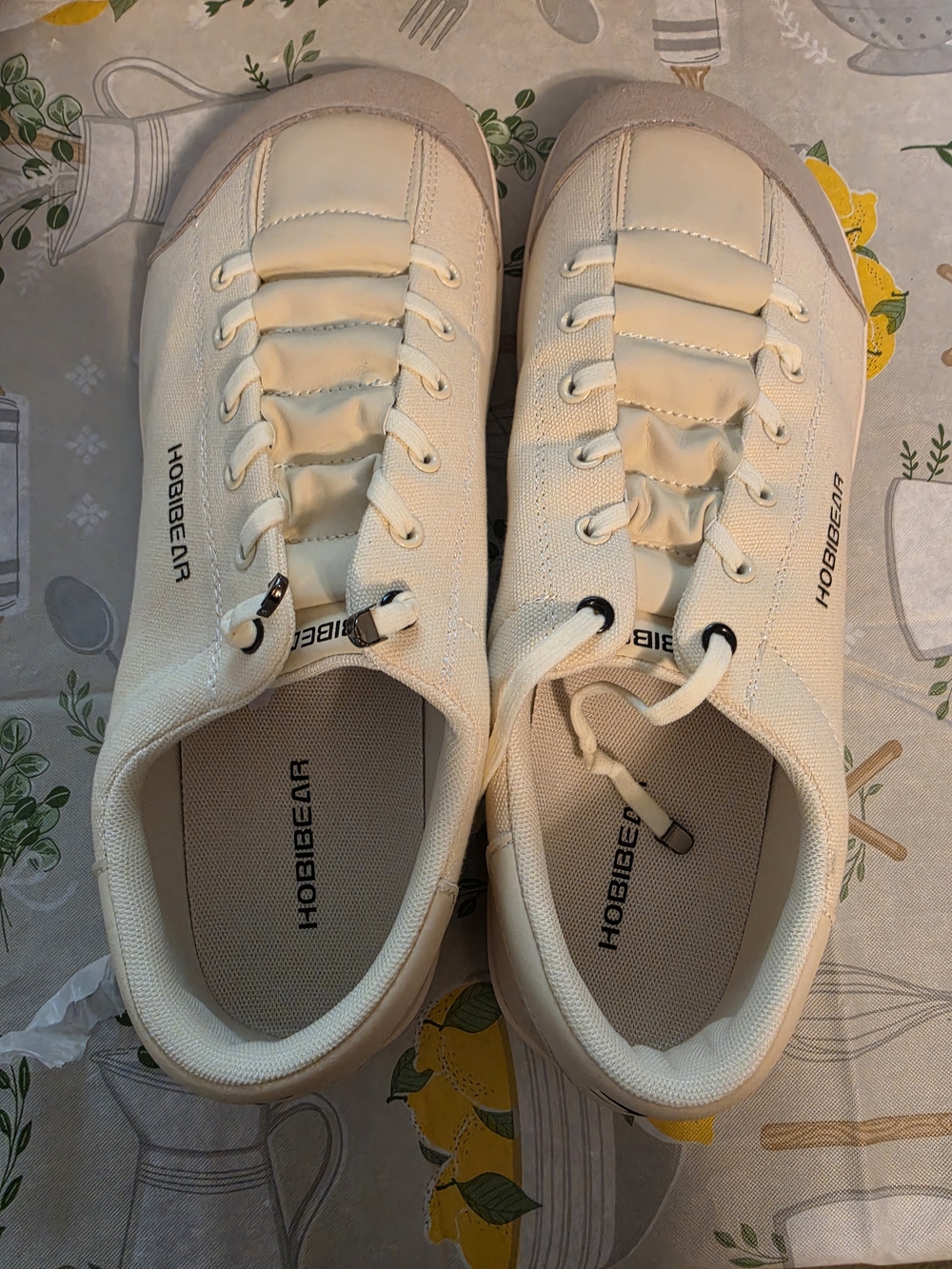 Hobibear Cream Canvas Sneakers